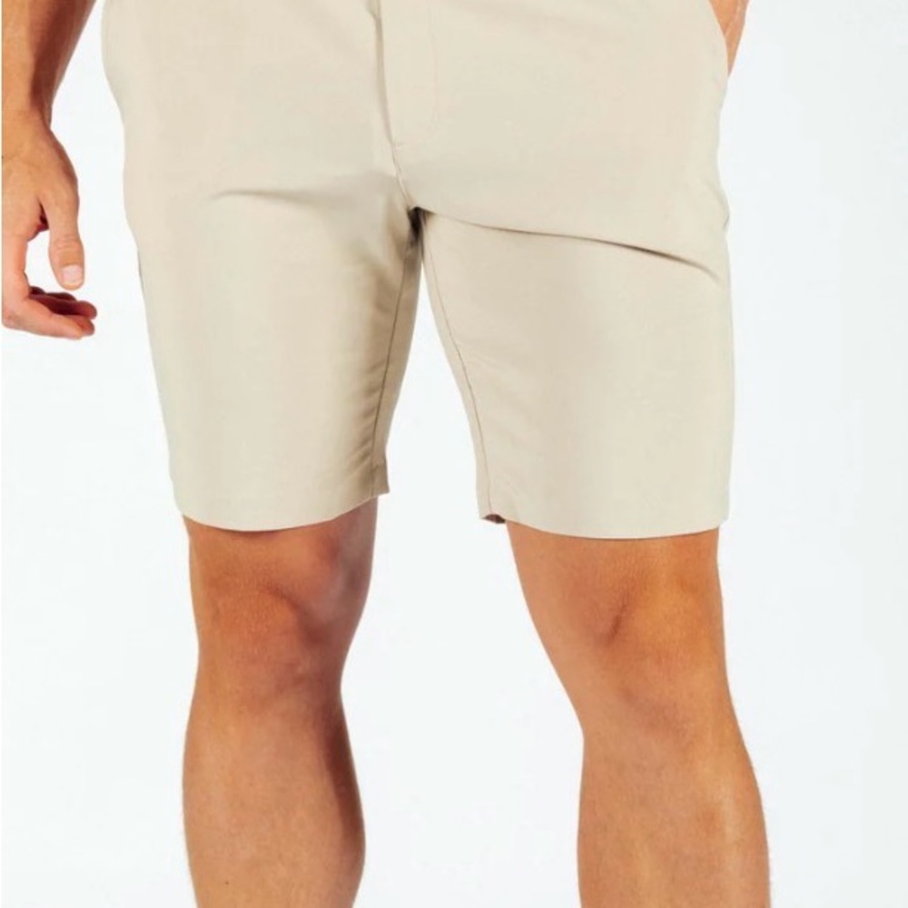 Primo Tan Men's Flat Front Golf Shorts size 28 with 9 Inseam.